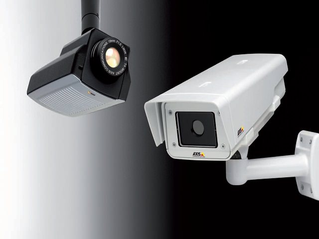 Видеокамеры для организации охраны дачи