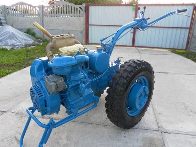Мини-трактор МТЗ 12