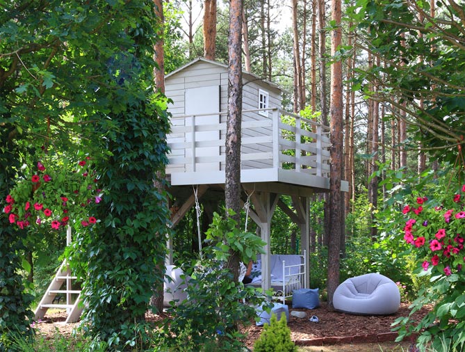Как сделать домик на дереве для детей на даче - инструкция, фото48